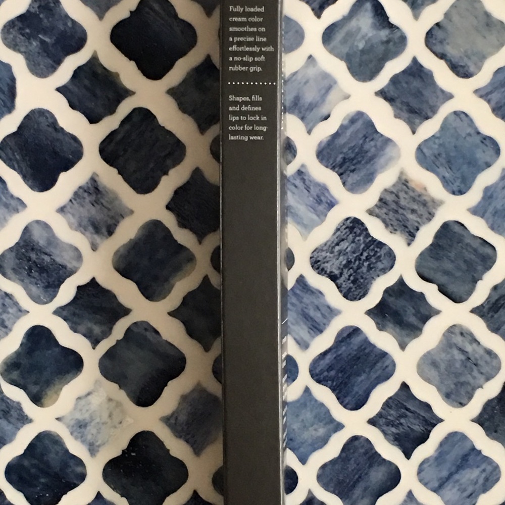 NIB bareMinerals Moxie Lipliner in “Jazzed” - Picture 2 of 3